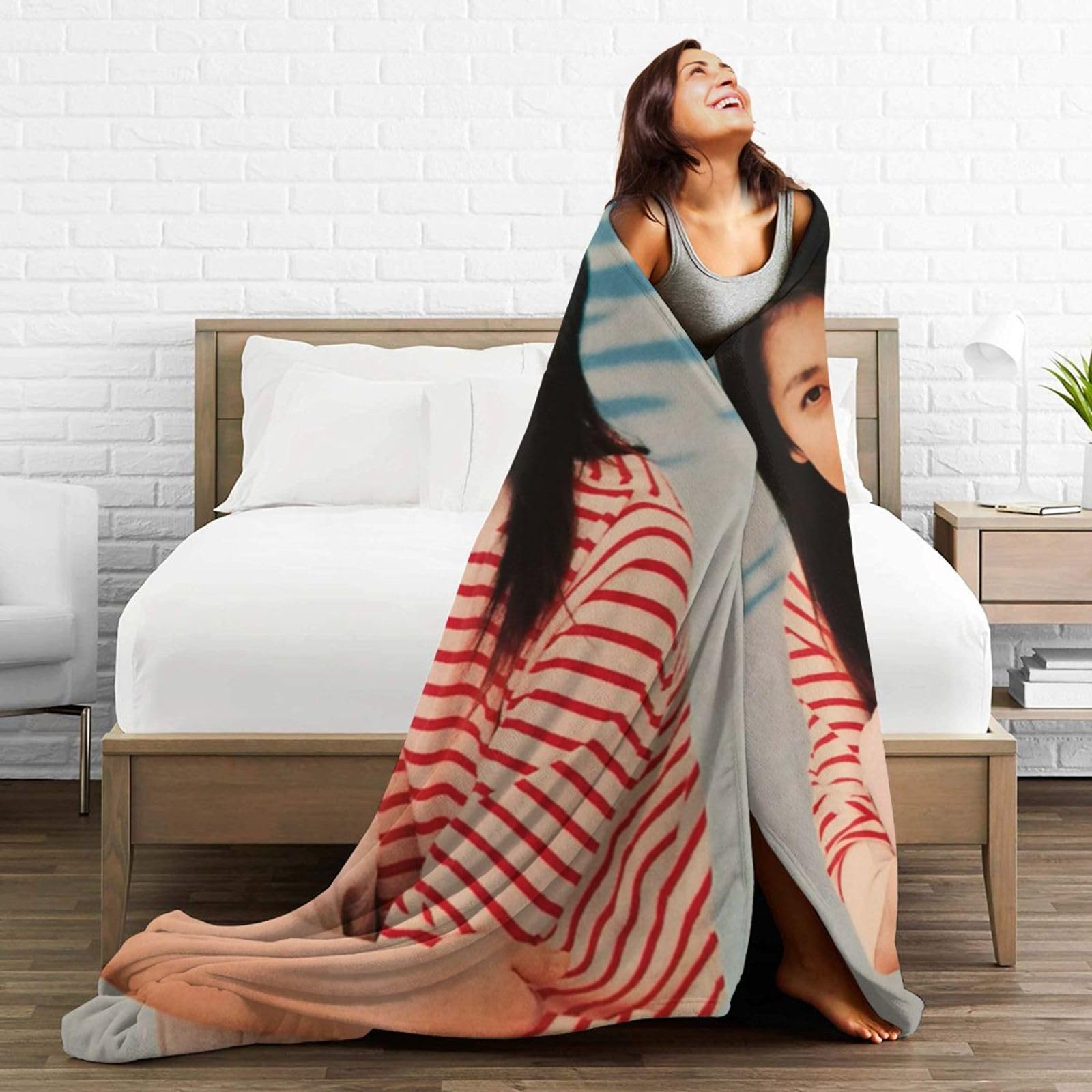 Amazon｜多機能 フランネル 毛布 松たか子 (2) 秋用 冬用 暖かい